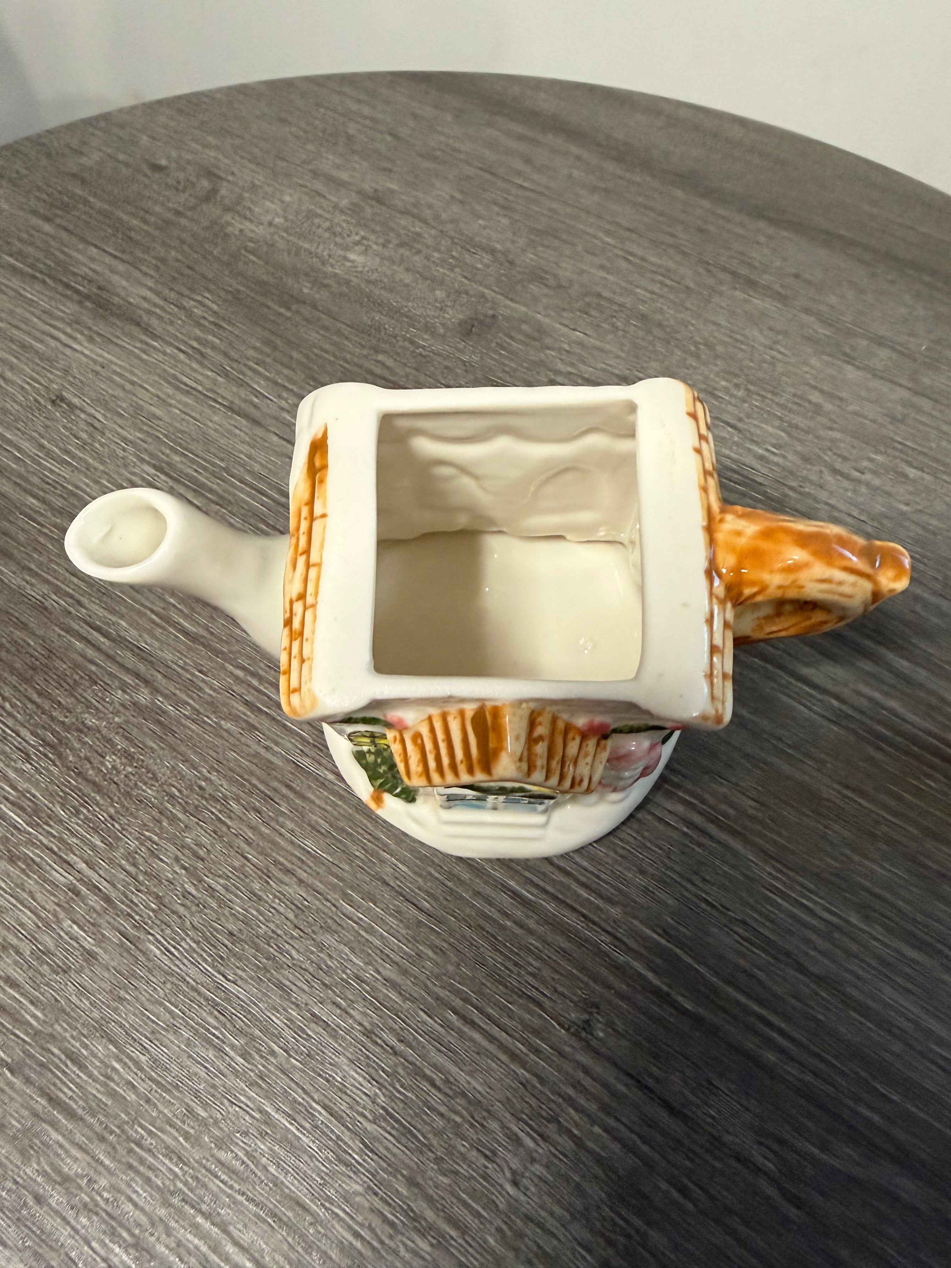 Christmas house teapot