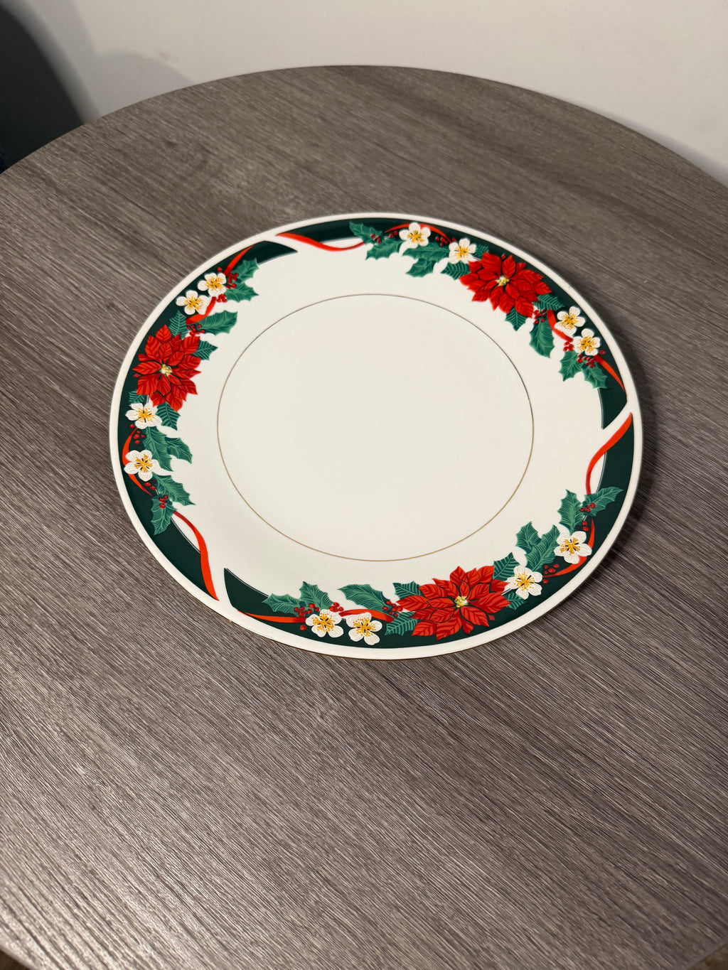 Tienshan Deck the Halls 16 Pc Fine China Set Vintage 1994 Dinnerware