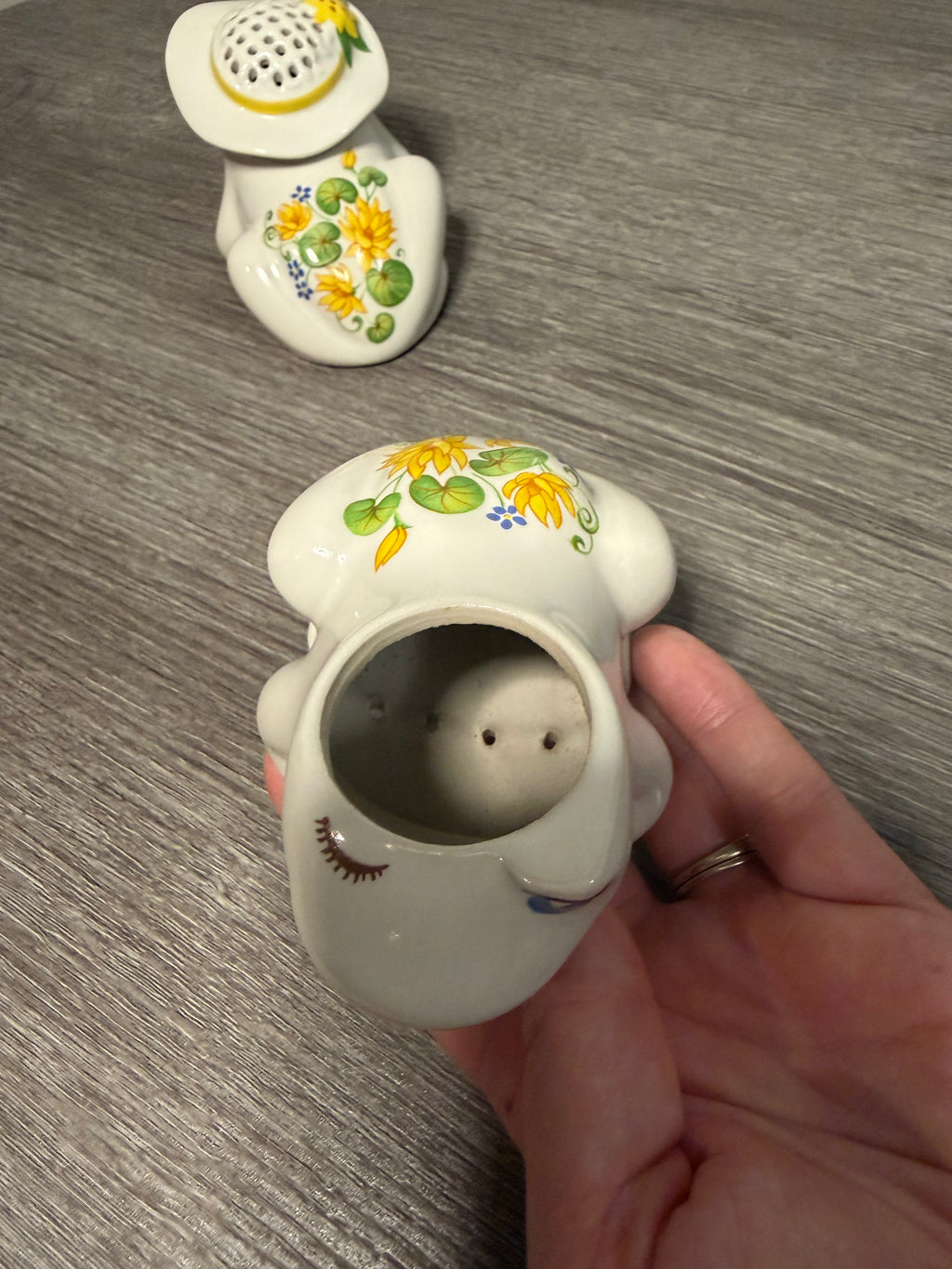 Vintage 1980 Avon Ceramarte Frog Salt and Pepper Shakers-Brazil-Pair